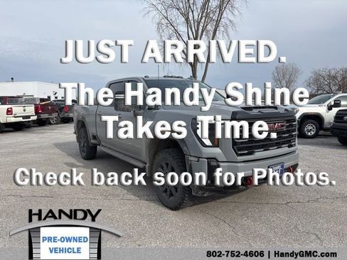 Used 2025 GMC Sierra 2500 AT4 w/ AT4 Premium Plus Package image 1