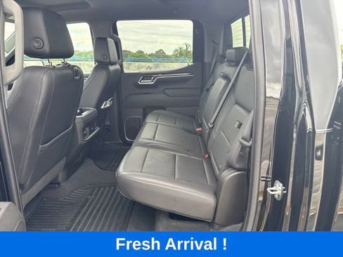 Used 2022 Chevrolet Silverado 1500 RST w/ Convenience Package II RWD image 3