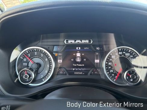Used 2022 RAM 1500 Big Horn AWD/4WD image 31