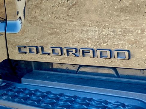 Certified 2025 Chevrolet Colorado ZR2 w/ Midnight Edition image 22