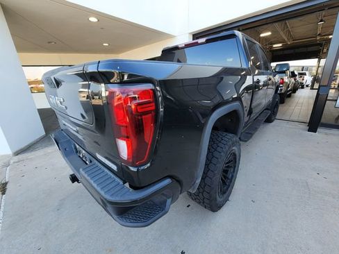 Used 2021 GMC Sierra 1500 Elevation w/ LPO, Elevation Black Package RWD image 4