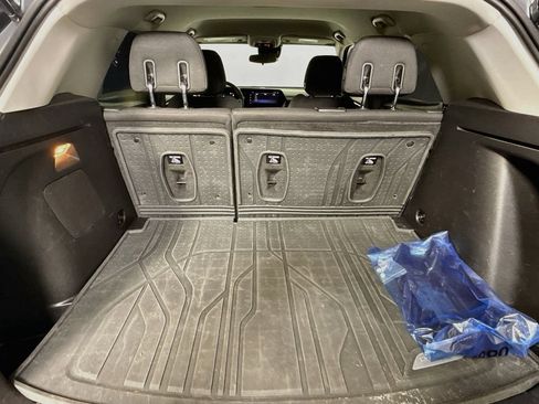 Used 2024 Chevrolet TrailBlazer LT FWD image 23