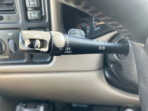 Used 2002 Chevrolet Silverado 2500 LS w/ Off-Road Skid Plate Pkg image 18