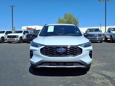 Certified 2025 Ford Escape ST-Line FWD image 2