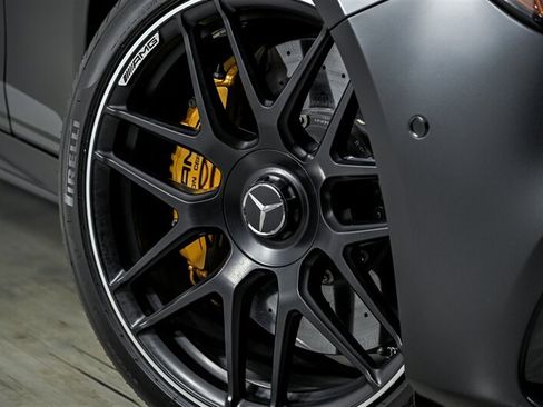 Used 2018 Mercedes-Benz E 63 AMG S image 3