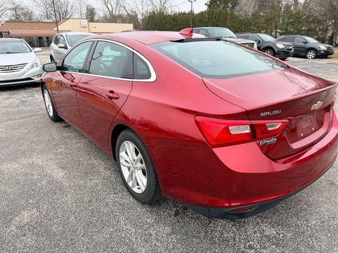 Used 2017 Chevrolet Malibu LT image 5