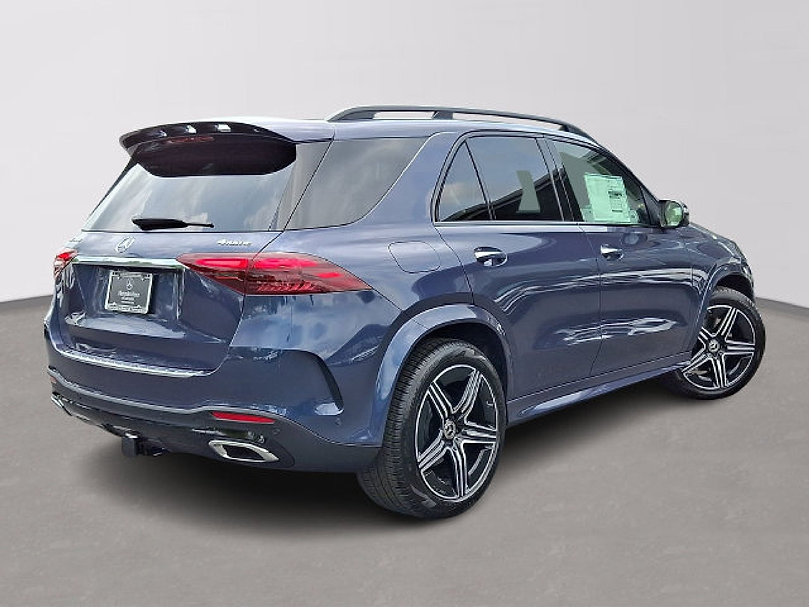 Used 2026 Mercedes-Benz GLE 350 4MATIC image 4