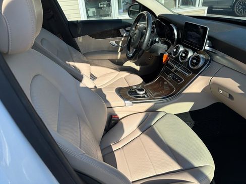Used 2018 Mercedes-Benz C 300 Sedan image 29