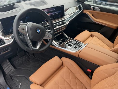 Used 2026 BMW X7 xDrive40i AWD/4WD image 11