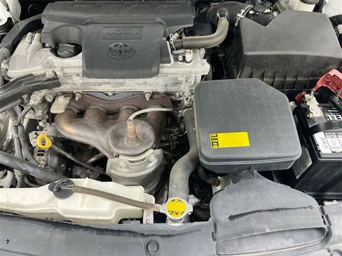 Used 2012 Toyota Camry SE image 24