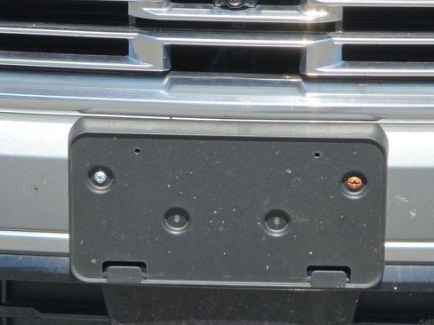 Used 2025 GMC Yukon Denali AWD/4WD image 9