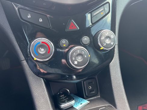 Used 2017 Chevrolet Sonic LT w/ Fun and Sun Package image 18