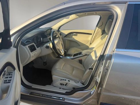 Used 2015 Volvo XC70 T6 Platinum AWD/4WD image 24