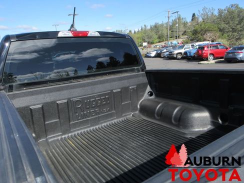 Used 2019 Ford Ranger XL w/ Equipment Group 101A Mid image 7