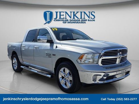 Used 2019 RAM 1500 Big Horn image 12