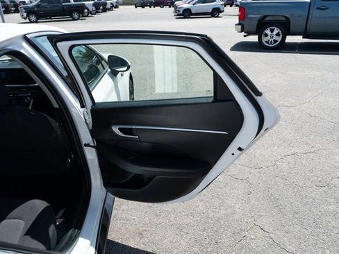 Used 2025 Hyundai Sonata SEL FWD image 15