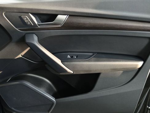 Certified 2023 Audi Q5 2.0T Premium image 9