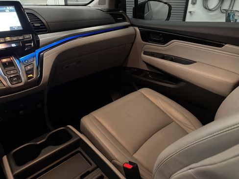 Used 2023 Honda Odyssey Touring image 30