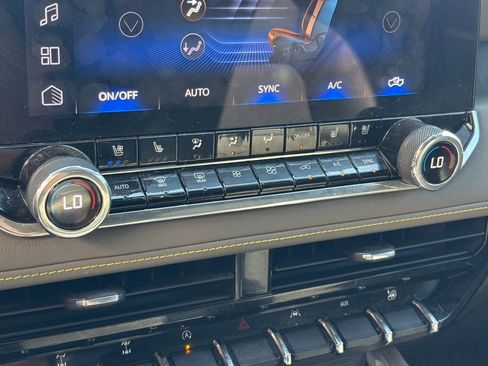 Used 2023 Chevrolet Colorado ZR2 w/ Desert Boss Special Edition image 16