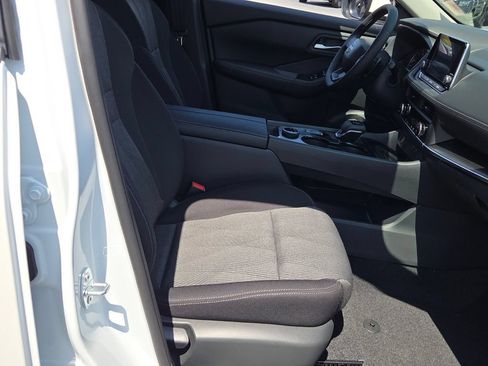 New 2026 Nissan Rogue SV AWD/4WD image 13