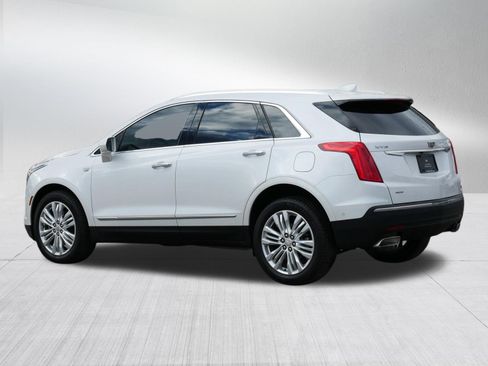 Used 2019 Cadillac XT5 Premium Luxury w/ Driver Assist Package image 5