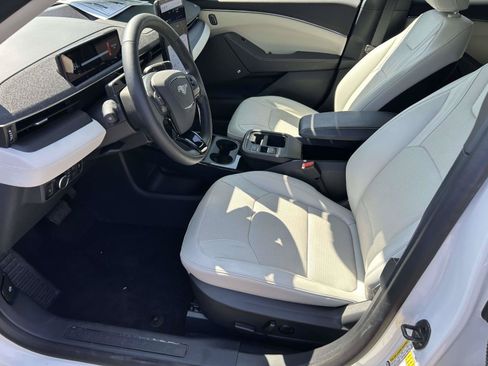 Used 2025 Ford Mustang Mach-E Premium RWD image 20