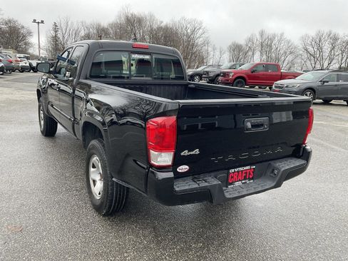 Used 2016 Toyota Tacoma SR w/ SR Convenience Package image 3