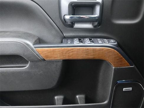 Used 2019 Chevrolet Silverado 2500 LTZ w/ Duramax Plus Package image 25