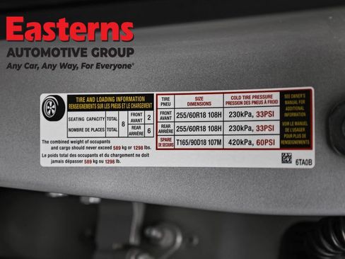 Used 2025 Nissan Pathfinder SV FWD image 34