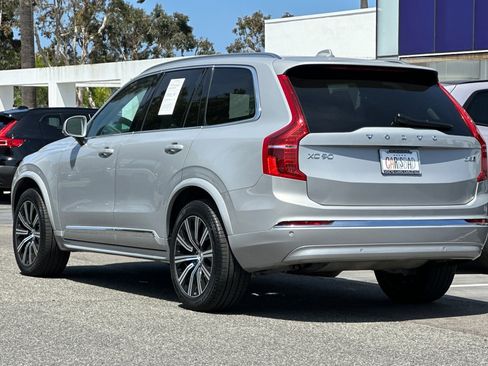 Certified 2025 Volvo XC90 B5 Core AWD/4WD image 6