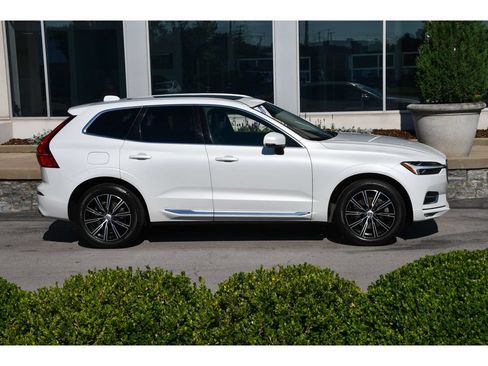 Used 2021 Volvo XC60 T6 Inscription AWD/4WD image 3