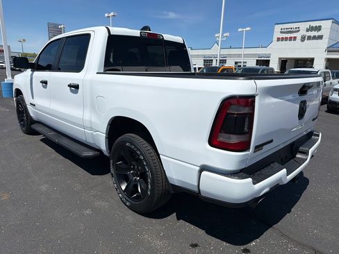 Used 2023 RAM 1500 Big Horn AWD/4WD image 3