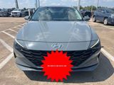 Used 2022 Hyundai Elantra SEL image 2