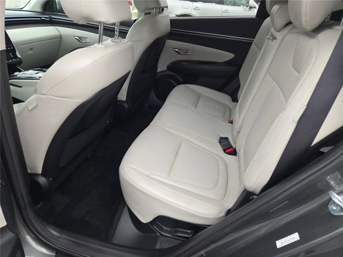 Used 2024 Hyundai Tucson Limited image 20
