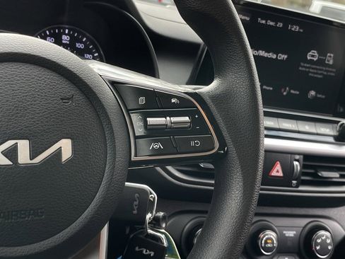 Used 2024 Kia Forte LXS w/ LXS Technology Package image 14