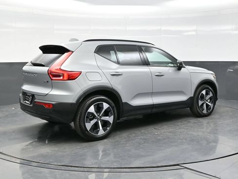 Certified 2026 Volvo XC40 B5 Plus w/ Protection Package Premier AWD/4WD image 7