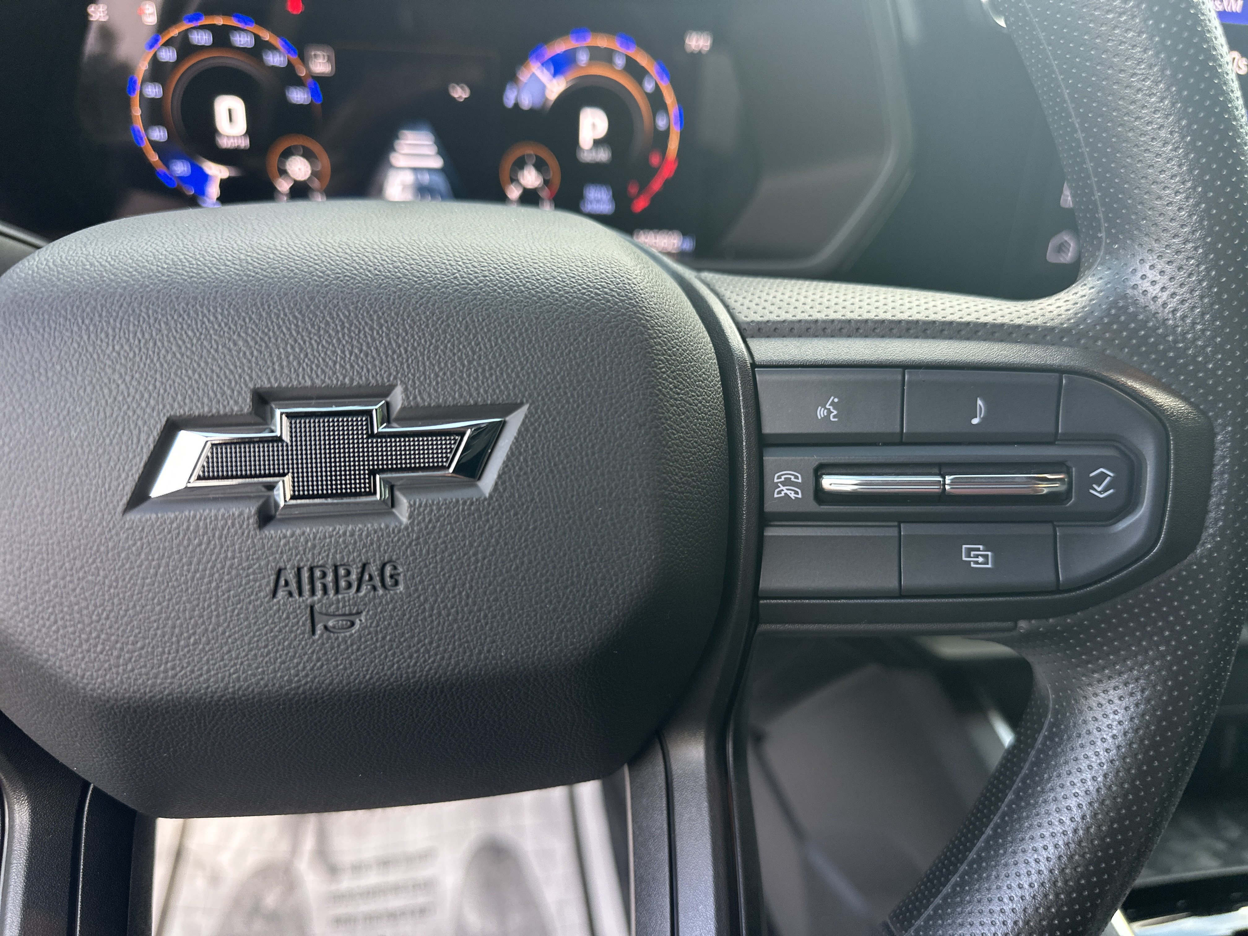 Used 2024 Chevrolet Colorado Trail Boss w/ Technology Package AWD/4WD image 26
