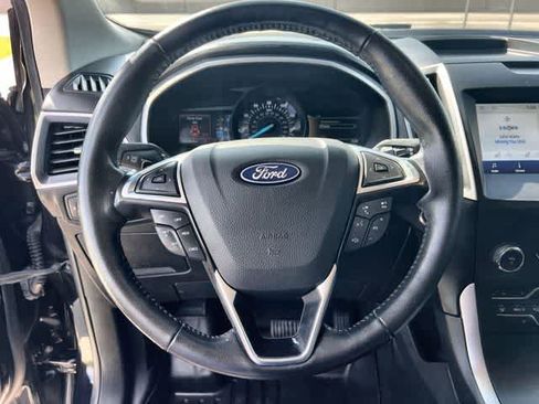 Used 2020 Ford Edge SEL AWD/4WD image 17