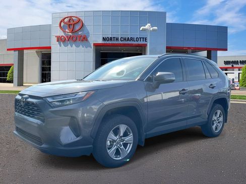 Used 2025 Toyota RAV4 XLE w/ Convenience Package AWD/4WD image 5