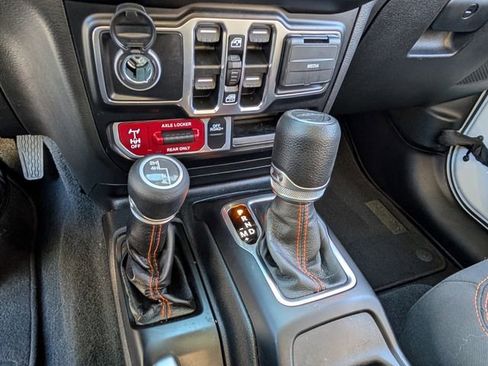 Used 2022 Jeep Gladiator Mojave w/ Trailer Tow Package image 23