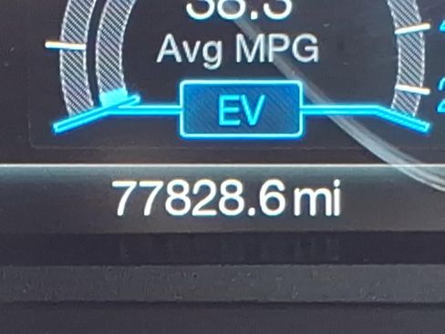 Used 2018 Ford C-MAX Titanium w/ Equipment Group 301A FWD image 22
