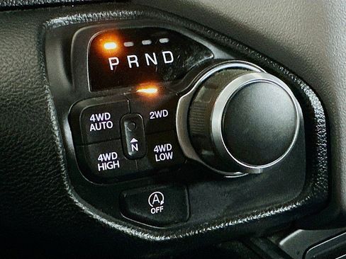 Used 2019 RAM 1500 Big Horn image 17