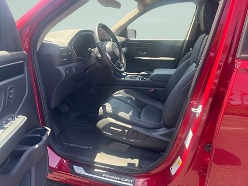 Used 2026 Honda Passport RTL image 17