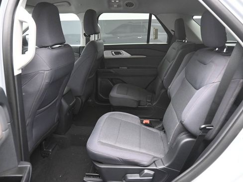 New 2026 Ford Explorer Active RWD image 26