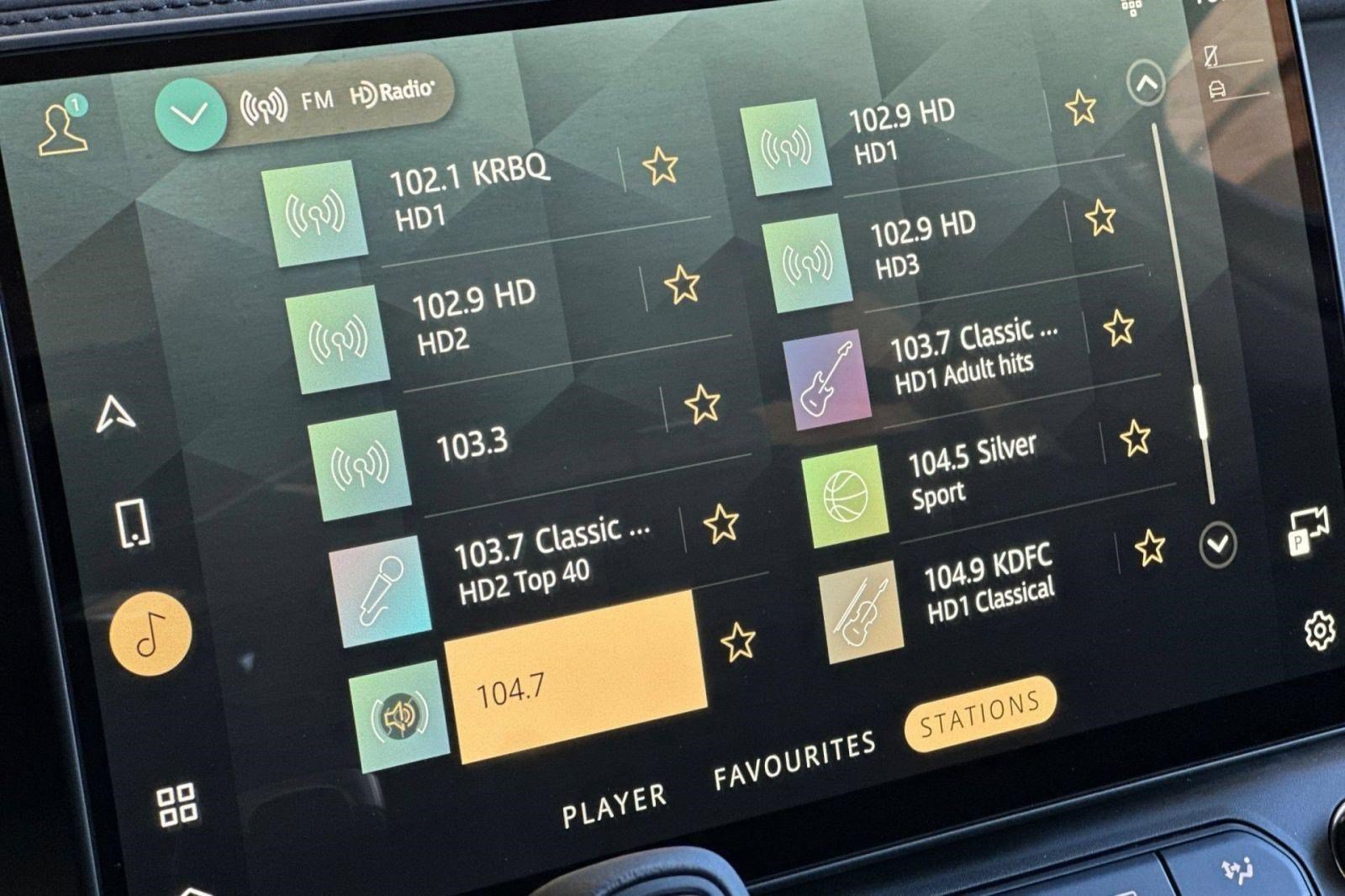 New 2026 Land Rover Defender 110 S AWD/4WD image 18