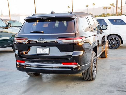 New 2026 Jeep Grand Cherokee L Summit w/ Obsidian Package AWD/4WD image 9