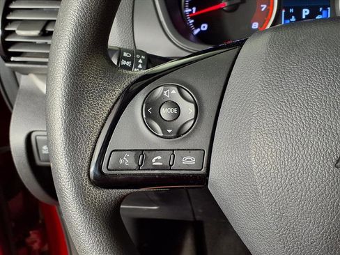 Used 2022 Mitsubishi Eclipse Cross LE image 25