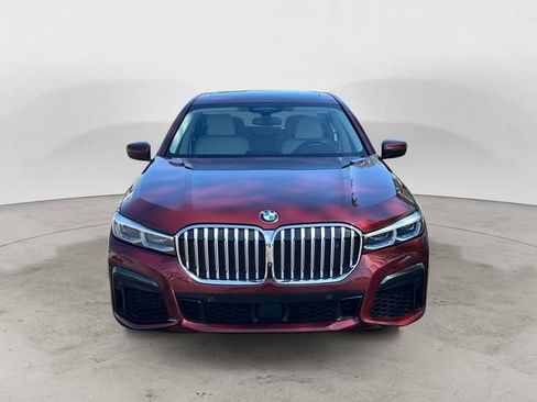 Used 2020 BMW 745e xDrive AWD/4WD image 8