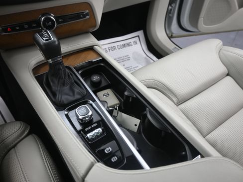 Used 2019 Volvo XC90 T6 Inscription w/ Advanced Package AWD/4WD image 31