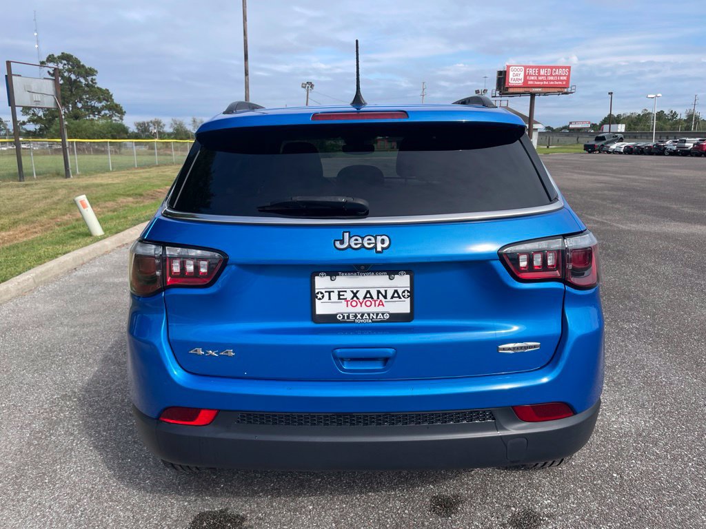 Used 2024 Jeep Compass Latitude AWD/4WD image 6